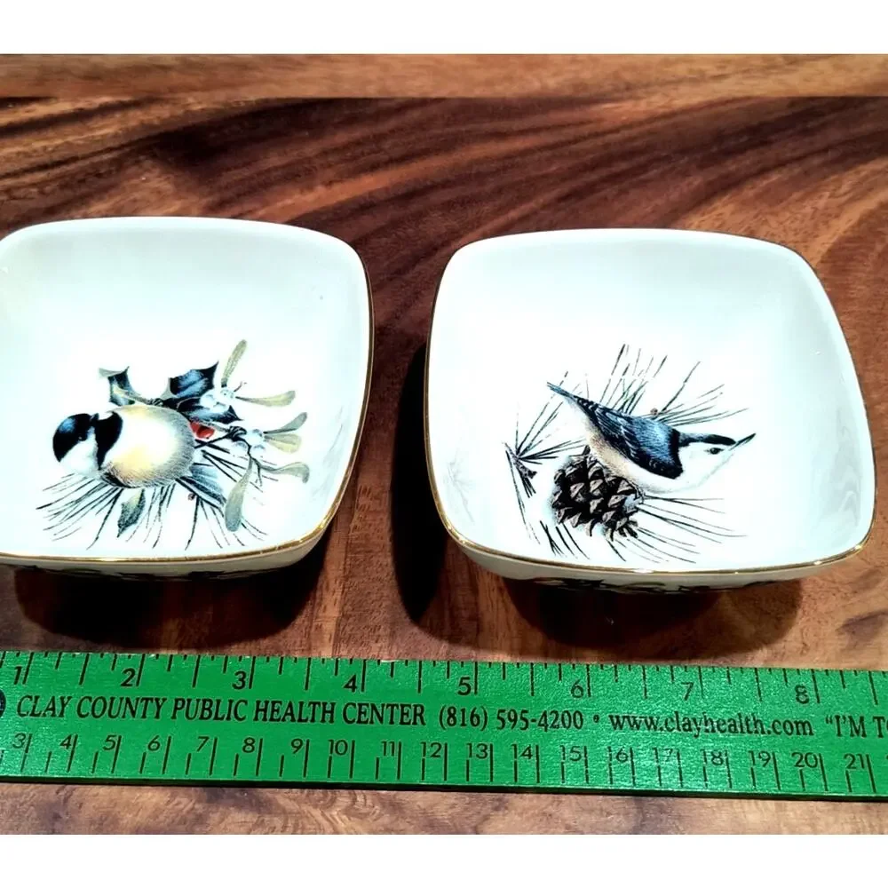 655. Lenox Winter Greetings Dipping Bowl Set